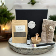Load image into Gallery viewer, Detoxifying clay mask gift box
